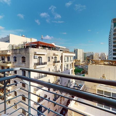Spacious 2 Bedroom Apartment In Sliema Esterno foto