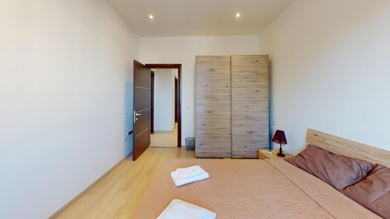 Spacious 2 Bedroom Apartment In Sliema Esterno foto